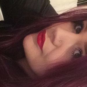 Meet your Posher, Ellie